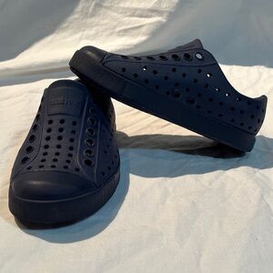 Native Shoes Kids Water Shoes in Navy Blue